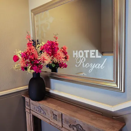 Hotel Royal 2*